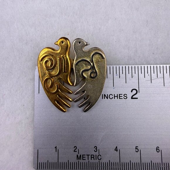 Unknown Gender Metal Gold Tone & Silver Tone Dual Bird Brooch Signed By Artist - Picture 6 of 6